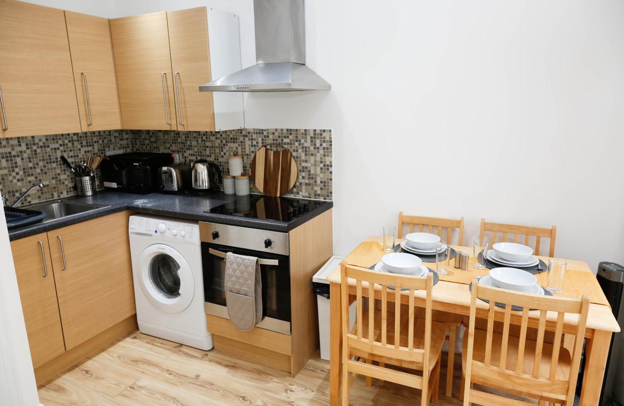 New Luxury Apartments In Central London Next To Shops, Cafes, Bars & Metro Londres Exterior foto