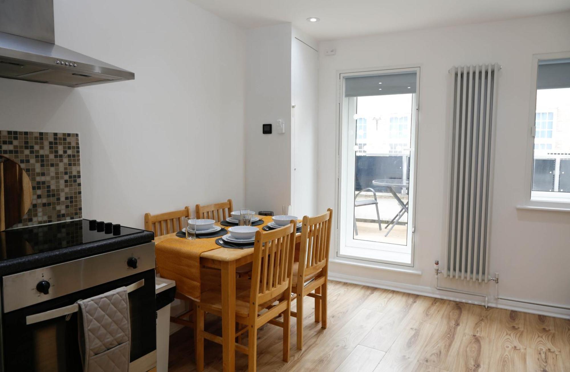New Luxury Apartments In Central London Next To Shops, Cafes, Bars & Metro Londres Exterior foto