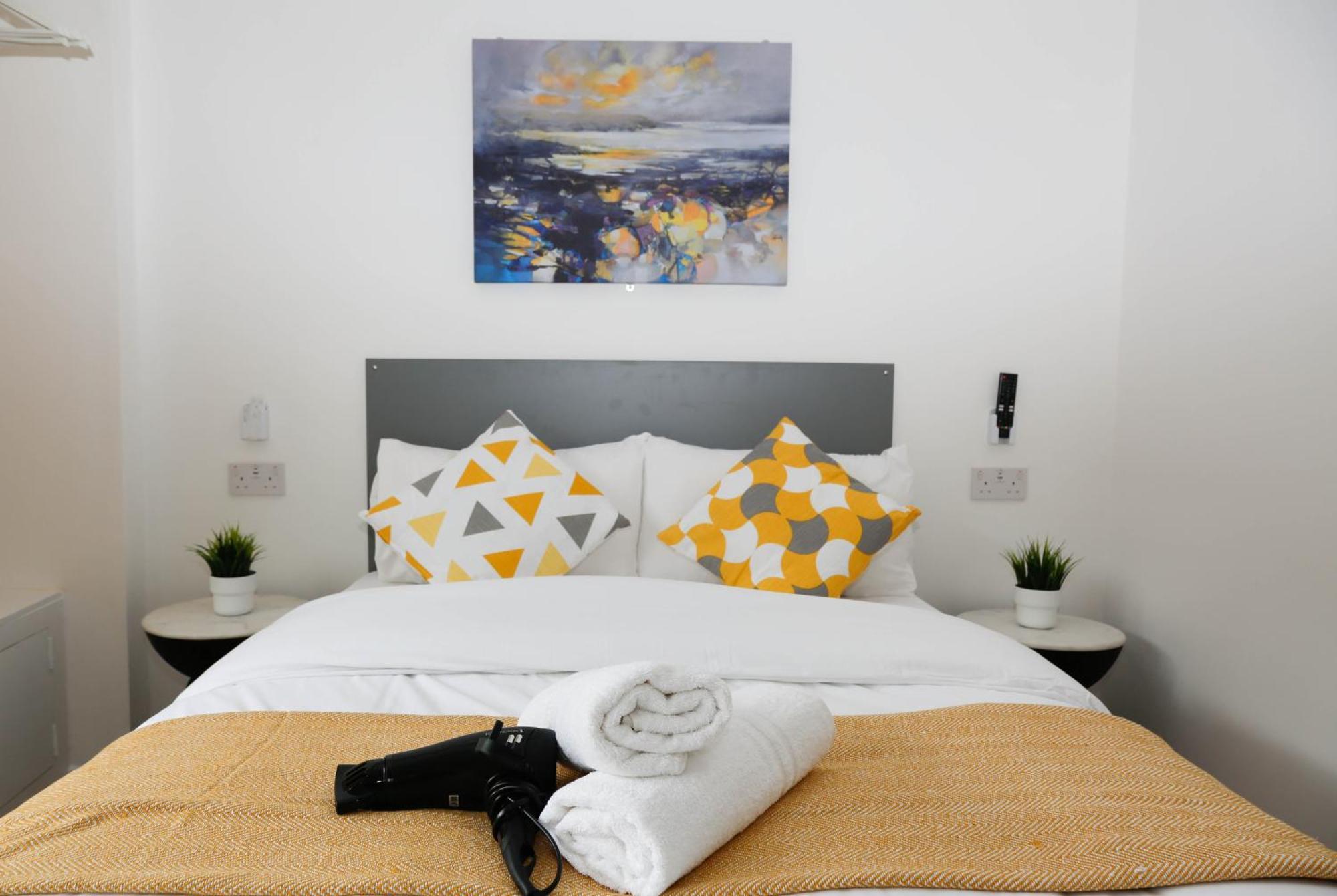 New Luxury Apartments In Central London Next To Shops, Cafes, Bars & Metro Londres Exterior foto