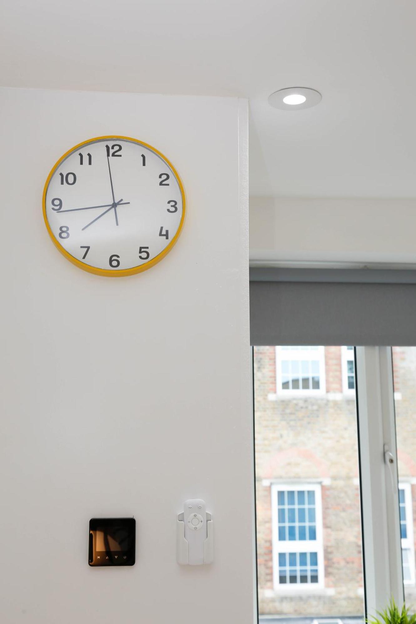 New Luxury Apartments In Central London Next To Shops, Cafes, Bars & Metro Londres Exterior foto