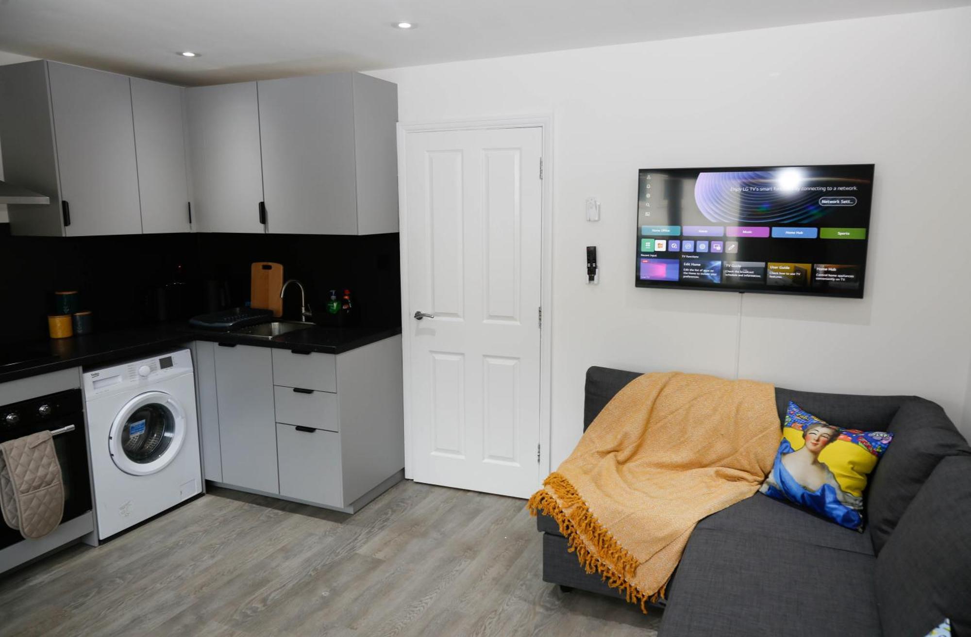 New Luxury Apartments In Central London Next To Shops, Cafes, Bars & Metro Londres Exterior foto