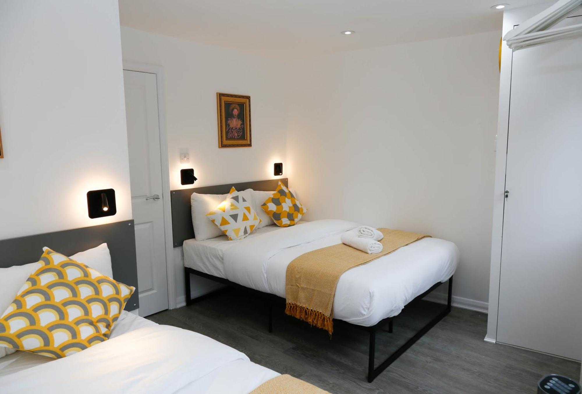 New Luxury Apartments In Central London Next To Shops, Cafes, Bars & Metro Londres Exterior foto